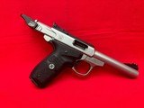SMITH & WESSON SW22 VICTORY .22 LR - 2 of 3