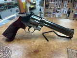 SMITH & WESSON 629 DELUXE .44 MAGNUM - 1 of 3
