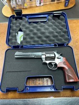 SMITH & WESSON 629 DELUXE .44 MAGNUM - 3 of 3