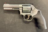 SMITH & WESSON 686 .357 MAG - 1 of 3