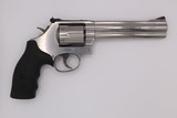 SMITH & WESSON 686 COMBAT MAGNUM .357 MAG - 1 of 3