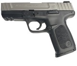 SMITH & WESSON SD40 VE .40 S&W - 1 of 3