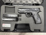 SMITH & WESSON M&P9 9MM LUGER (9x19 PARA) - 1 of 3