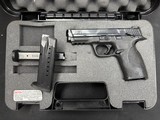 SMITH & WESSON M&P9 9MM LUGER (9x19 PARA) - 1 of 3