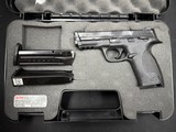 SMITH & WESSON M&P9 9MM LUGER (9x19 PARA) - 1 of 3