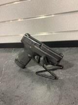SMITH & WESSON M & P 9 SHIELD PLUS 9MM LUGER (9x19 PARA) - 1 of 3