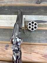 RUGER VAQUERO STAINLESS .357 MAG - 2 of 3