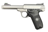 SMITH & WESSON SW22 Victory .22 LR
