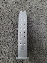 GLOCK G17 9MM LUGER (9x19 PARA) - 2 of 3