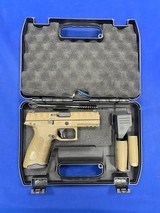 BERETTA APX 9MM LUGER (9x19 PARA) - 1 of 3