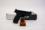 SMITH & WESSON BODYGUARD 2.0 NMS .380 ACP - 1 of 2