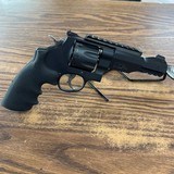 SMITH & WESSON M&P R8 PERFORMANCE .357 MAG - 1 of 3