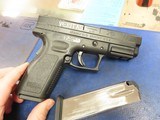 SPRINGFIELD ARMORY XD40 .40 S&W - 1 of 3