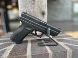 SPRINGFIELD ARMORY XD-40 .40 S&W - 2 of 3