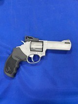 TAURUS Tracker .357 MAG - 2 of 3