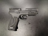 SMITH & WESSON M&P9 M2.0 9MM LUGER (9x19 PARA) - 2 of 2