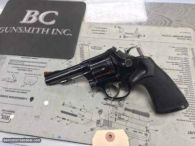 SMITH & WESSON 15-2 .38 SPL