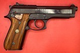 TAURUS PT101AF .40 S&W - 1 of 3