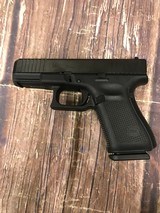 GLOCK G19 GEN 5 9MM LUGER (9x19 PARA) - 2 of 3