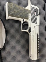 MAGNUM RESEARCH DESERT EAGLE .50 AE - 3 of 3