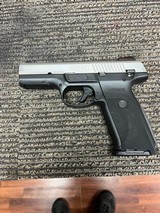 RUGER SR9 9MM LUGER (9x19 PARA) - 2 of 3
