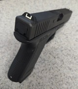 GLOCK 23 GEN 2 .40 S&W - 3 of 3