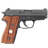SIG SAUER P225 + 7 MAGS 9MM LUGER (9x19 PARA) - 2 of 3