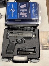 SIG SAUER P320 C 9MM LUGER (9x19 PARA) - 1 of 3