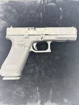 GLOCK 17 GEN 5 9MM LUGER (9x19 PARA) - 2 of 3
