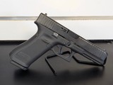 GLOCK glock 17 gen 5 9MM LUGER (9x19 PARA) - 2 of 3