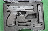 HECKLER & KOCH VP40 .40 S&W - 3 of 3