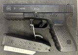 GLOCK G21 GEN 4 .45 ACP - 2 of 3