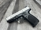 SMITH & WESSON SD9 VE 9MM LUGER (9X19 PARA) - 1 of 3