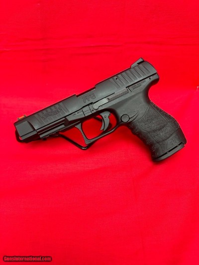 WALTHER PPQ .22 LR