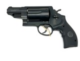 SMITH & WESSON GOVERNOR .45 colt/.45 acp/.410 - 2 of 3