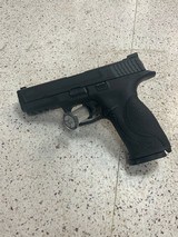 SMITH & WESSON M&P 9 9MM LUGER (9x19 PARA) - 1 of 3