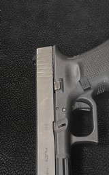 GLOCK G17 GEN 4 9MM LUGER (9X19 PARA) - 2 of 3