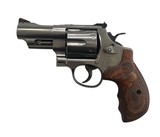 SMITH & WESSON M629-6 Deluxe .44 MAGNUM - 1 of 3