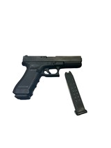 GLOCK G17 GEN 4 9MM LUGER (9x19 PARA) - 1 of 3