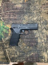 FN FNS 40 .40 S&W - 1 of 3
