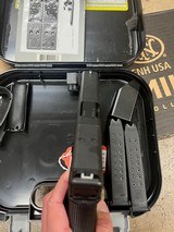 GLOCK Glock 17 GEN 4 MOS 9MM LUGER (9x19 PARA) - 3 of 3