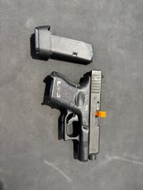 GLOCK 27 .40 S&W - 1 of 3