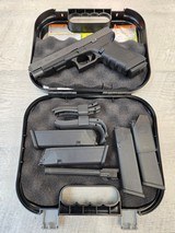 GLOCK 35 GEN 4 .40 S&W - 3 of 3