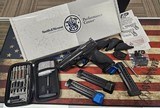 SMITH & WESSON PERFORMANCE CENTER M&P9 METAL CARRY COMP 9MM LUGER (9X19 PARA)