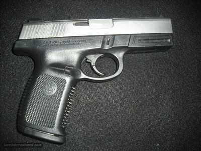 SMITH & WESSON SW40VE .40 S&W