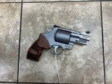 SMITH & WESSON
629-6 .44 MAGNUM - 1 of 3
