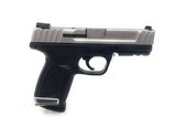 SMITH & WESSON SD40 VE .40 S&W