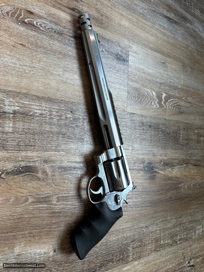 SMITH & WESSON 460 .460 S&W MAGNUM