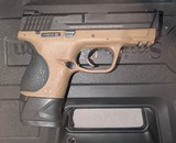 SMITH & WESSON M&P40C .40 S&W - 2 of 3