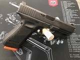 GLOCK glock 22 gen 4 .40 S&W - 2 of 3